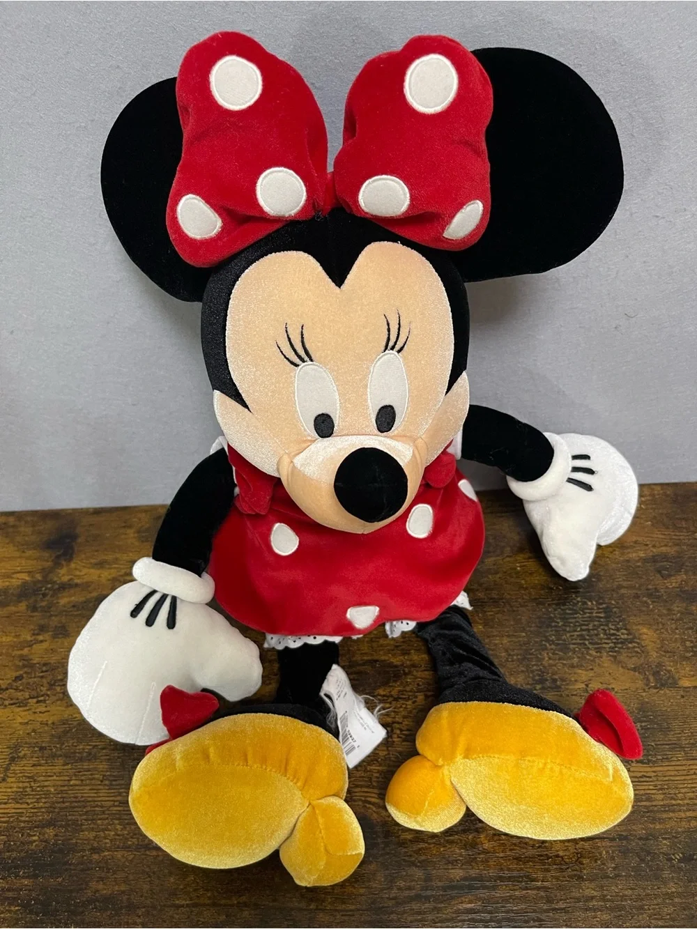 Disney Mickey & Minnie Mouse Plush Stuffed Animals Lot of 2 Medium 2019 CH32803
